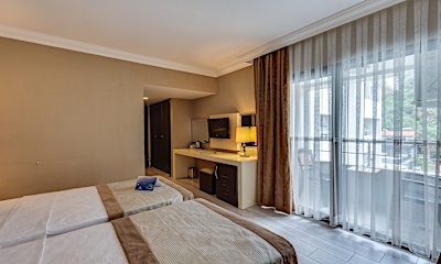 Standart Oda Kara Manzaralı